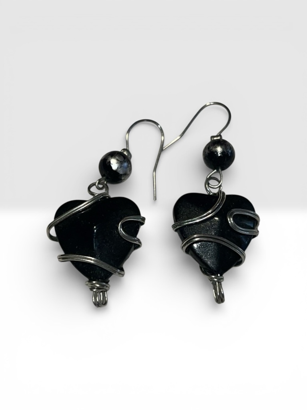 Black Heart Wire-Wrap Dangle Earrings - Women Jewelry